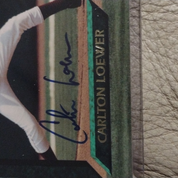 Carlton Loewer autographed baseball card in protective cover - Picture 3 of 3
